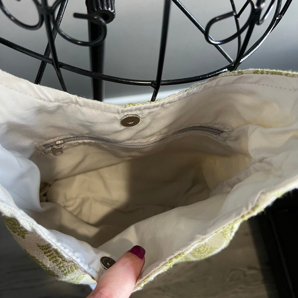 New Hope Girls Green Leaf Motif Hobo Tote and Pouch - Picture 3 of 10